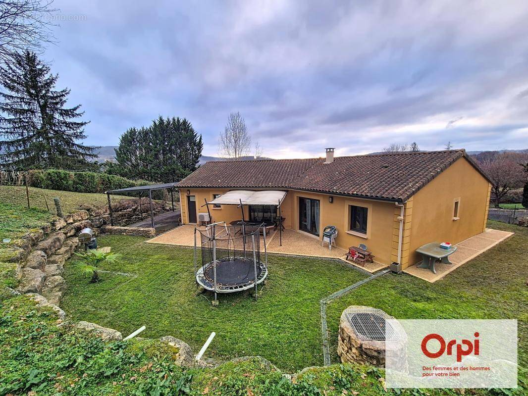 Maison à LE LARDIN-SAINT-LAZARE