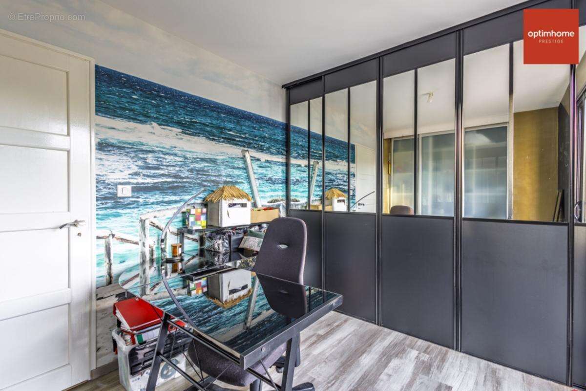 Magnifique maison contemporaine de 300 m² avec piscine intérieure et 5 chambres - photo 43