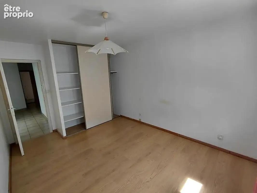 Appartement hyper centre ville challans - photo 6