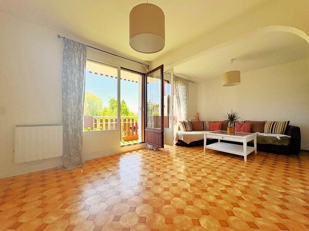 Appartement à CRAN-GEVRIER