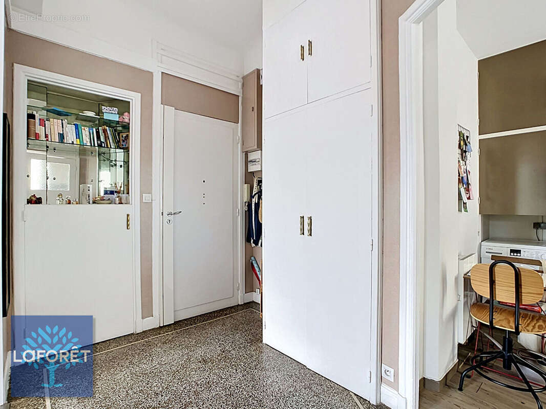 Appartement à LE CANNET