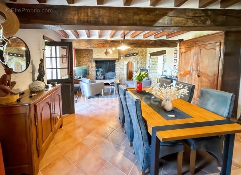Maison à vendre longère rénovée trois chambres LAVARE (72) - photo 4