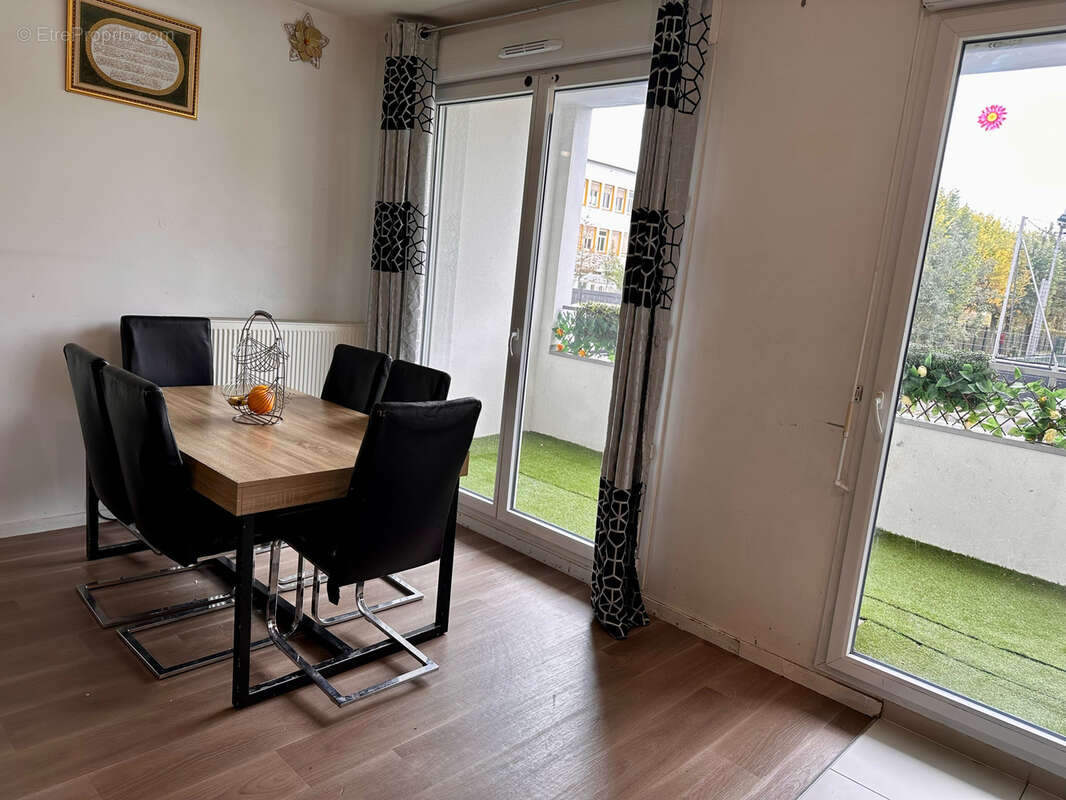 Appartement à BONNEUIL-SUR-MARNE