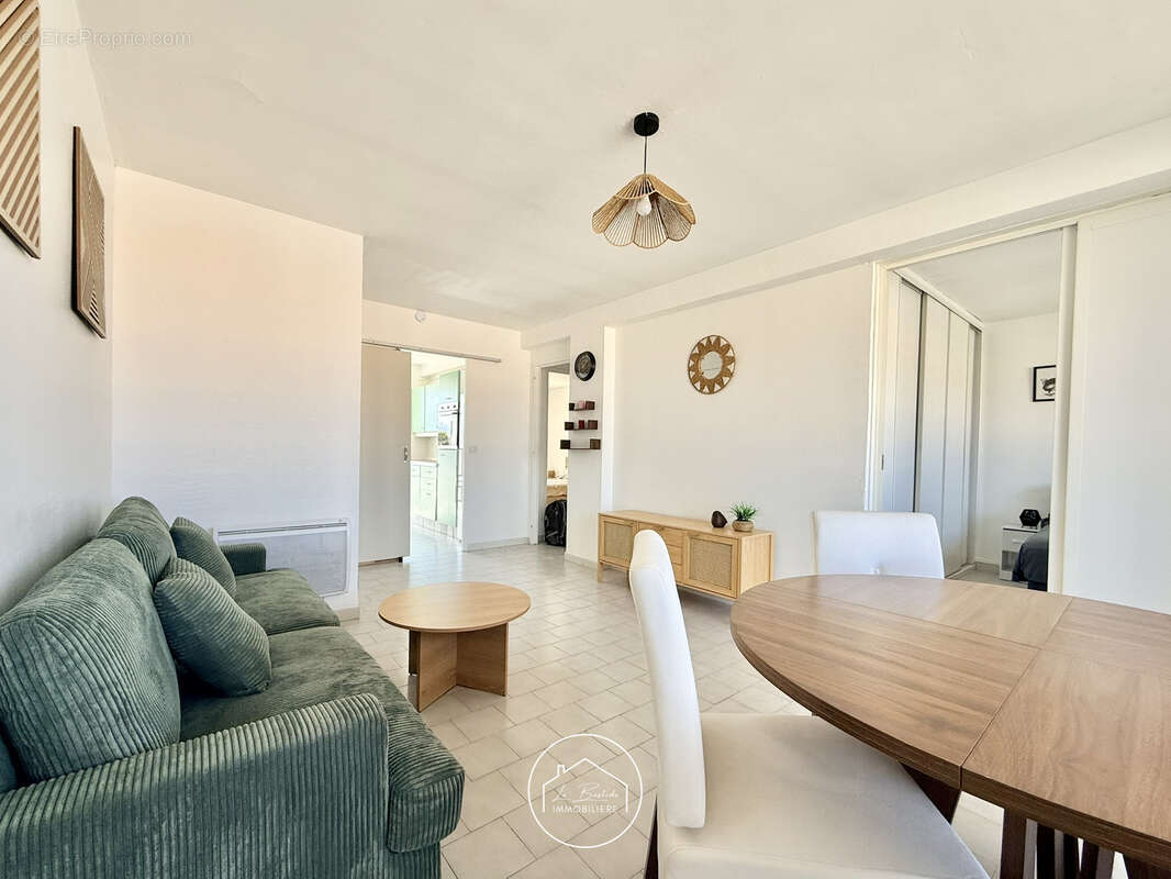 Appartement à MARSEILLE-8E