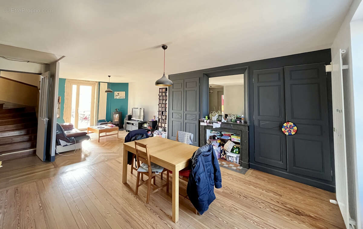 Maison à CORCELLES-EN-BEAUJOLAIS