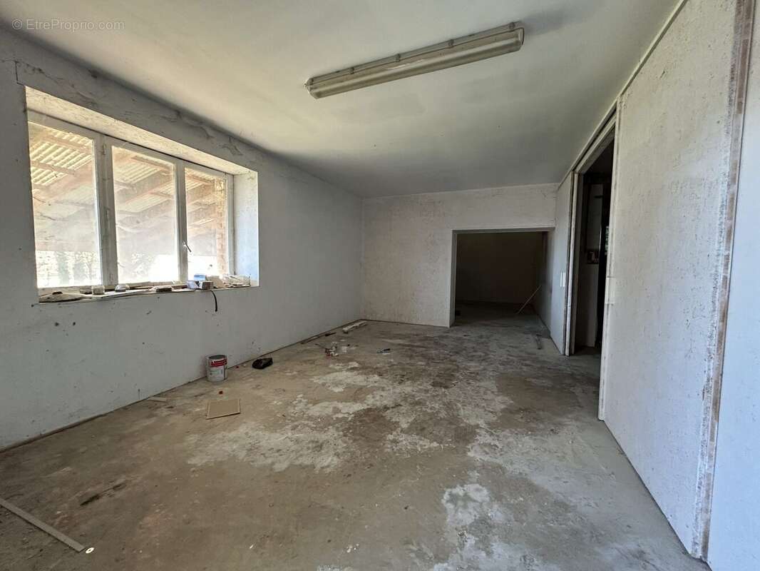 Appartement 85 m² à Marges  - photo 2