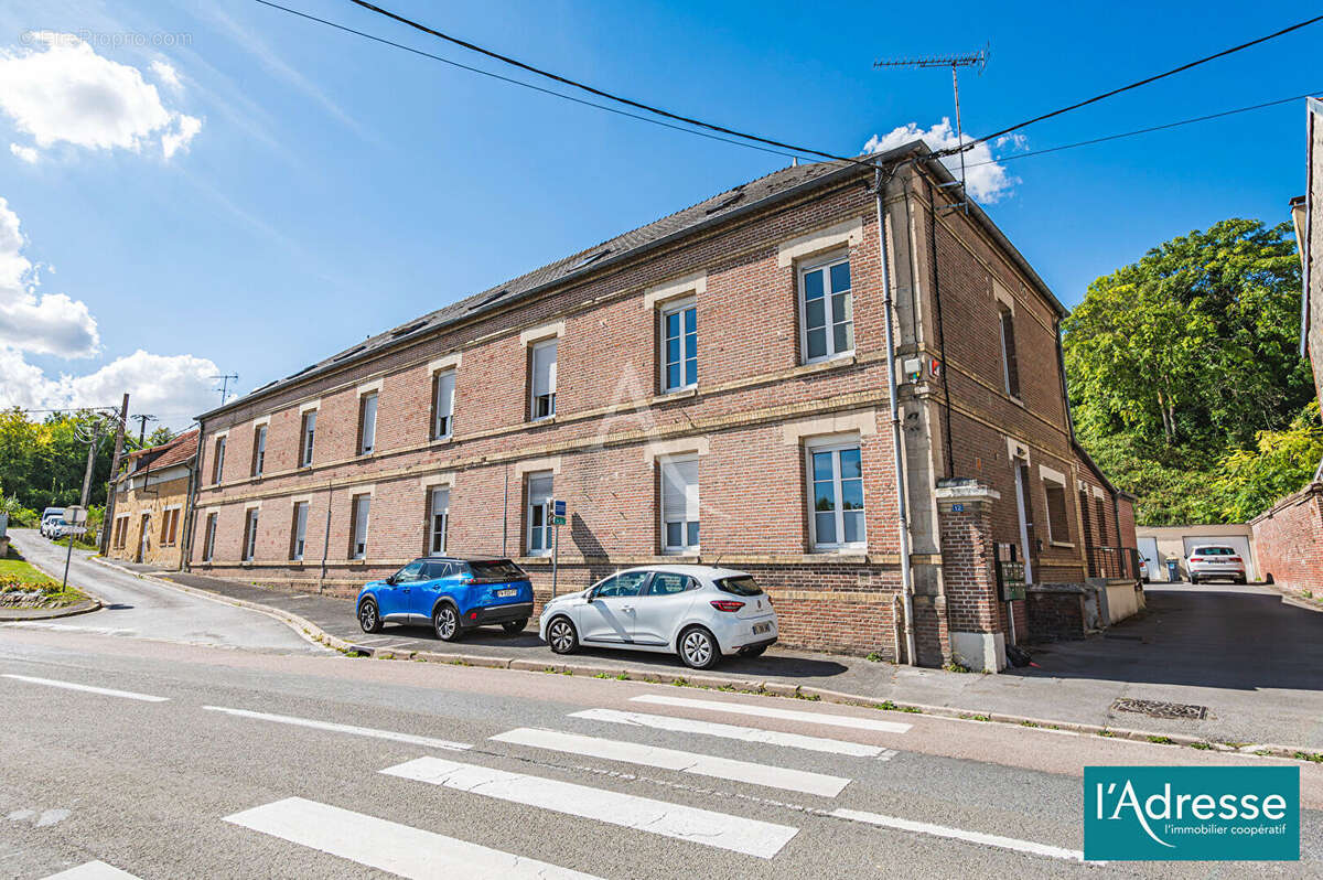 Maison à NEUFCHATEL-SUR-AISNE