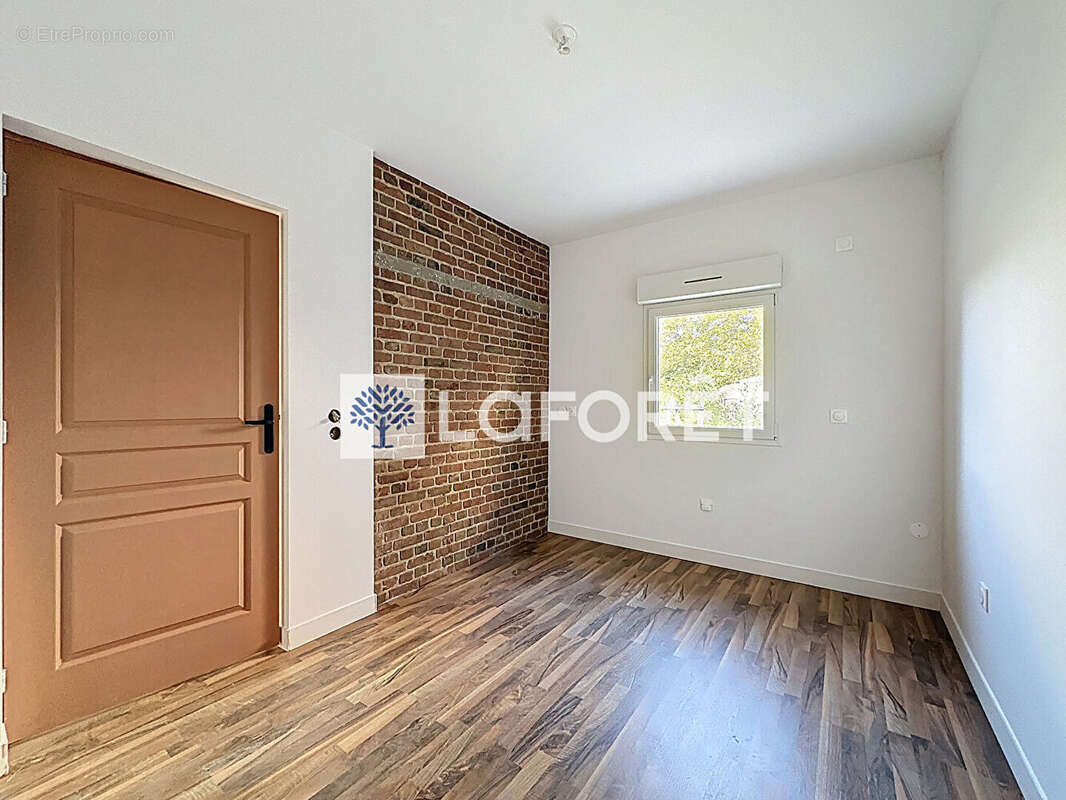 Appartement à LE MESNIL-ESNARD