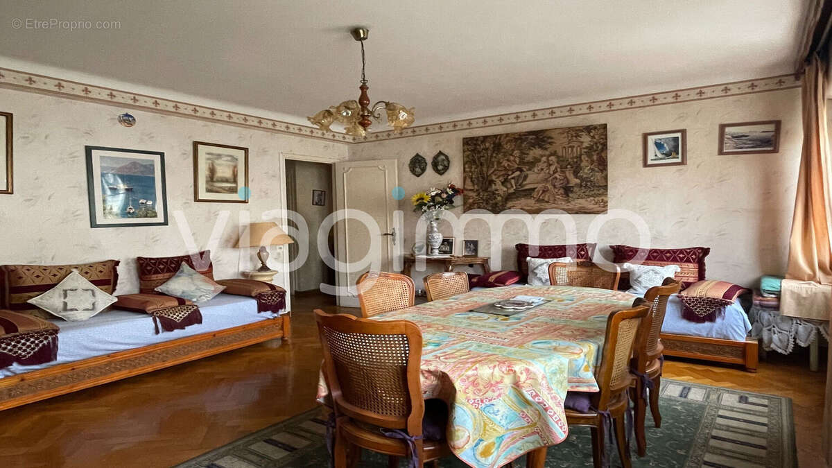 Appartement à MARSEILLE-10E