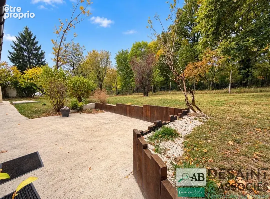Bouleurs, maison individuelle de 108 m2 avec 5 chambres, garage, places de parking. Terrain de 929 m2 - photo 12