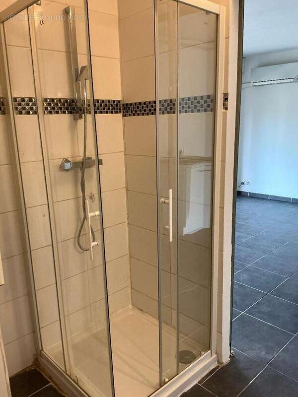   - Appartement à ANTIBES