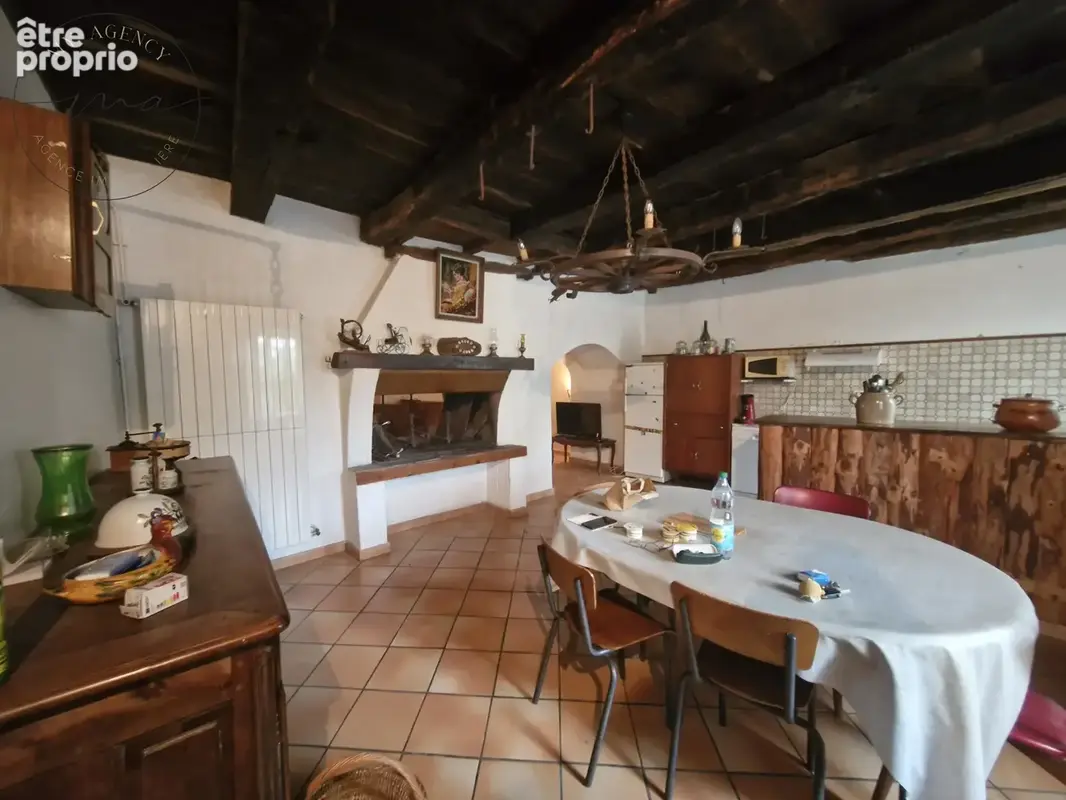 Maison à LACAUNE