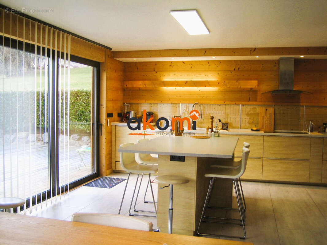 Cuisine - Maison à SAINT-JEAN-DE-SIXT