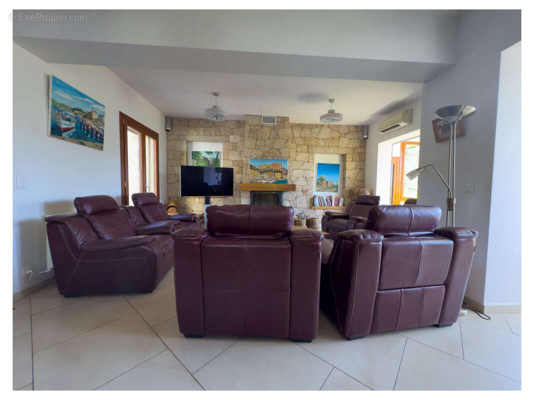 Maison à SAINTE-LUCIE-DE-TALLANO