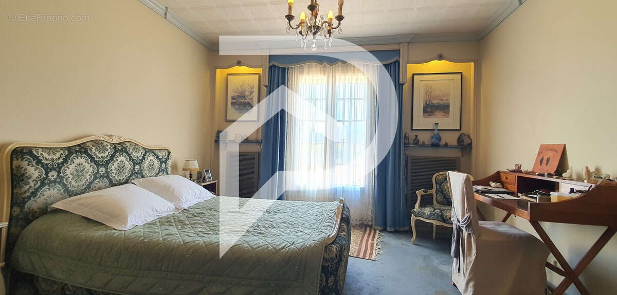 Maison à VILLELONGUE-DELS-MONTS