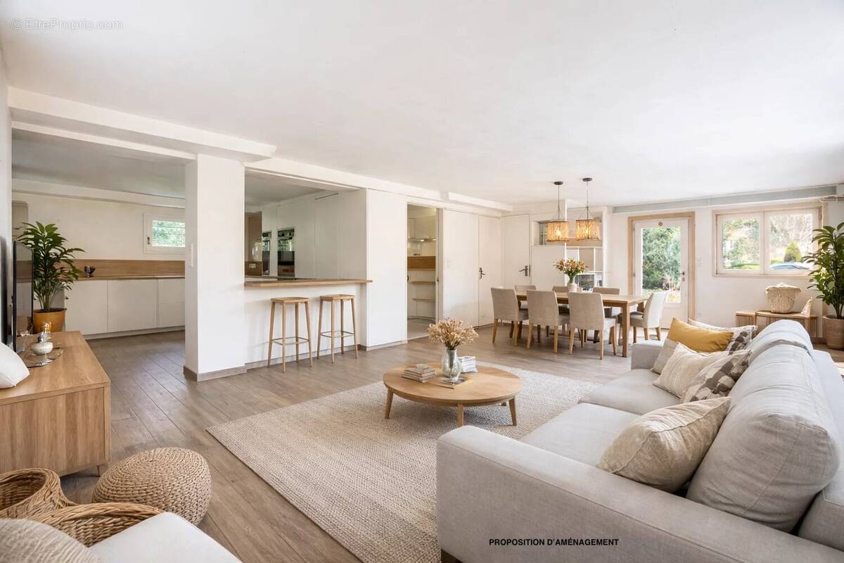 Maison à TASSIN-LA-DEMI-LUNE