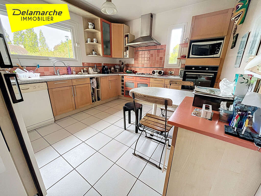 Maison à LE VAL-SAINT-PERE