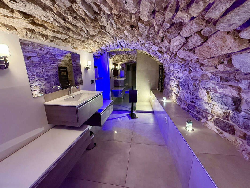 Maison à LES MATELLES