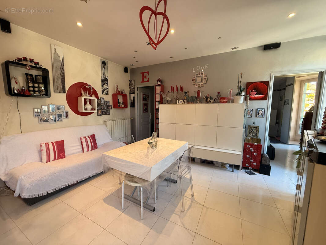 Appartement à MENTON