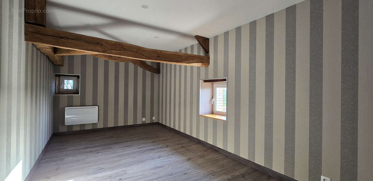 Maison à CEAUX-EN-COUHE