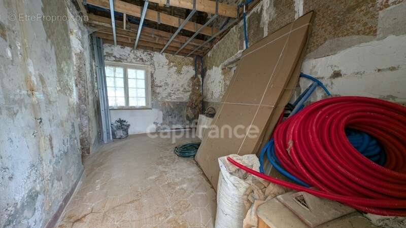 Maison en pierre à rénover avec fort potentiel – Terrain de 1 380 m² - FRANCHEVILLE - Orne - Normandie - photo 11