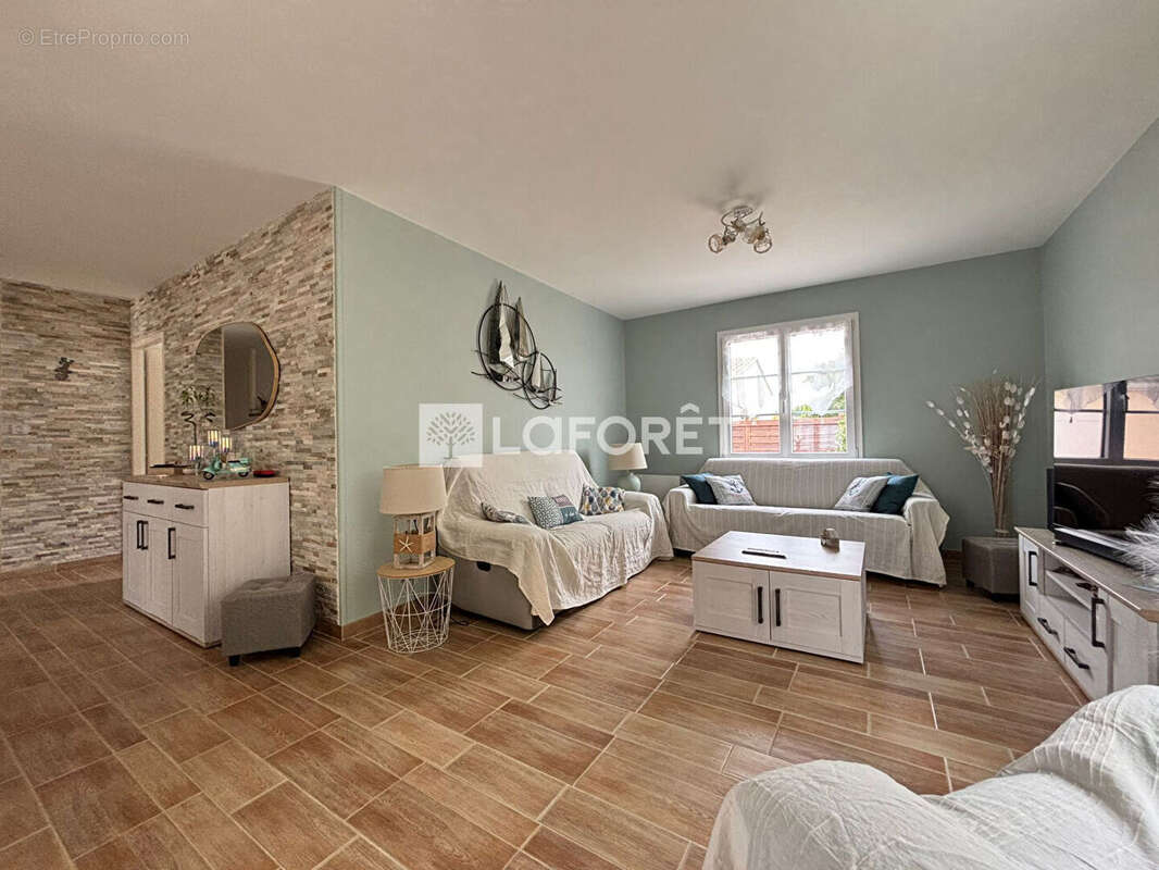 Maison à MESCHERS-SUR-GIRONDE