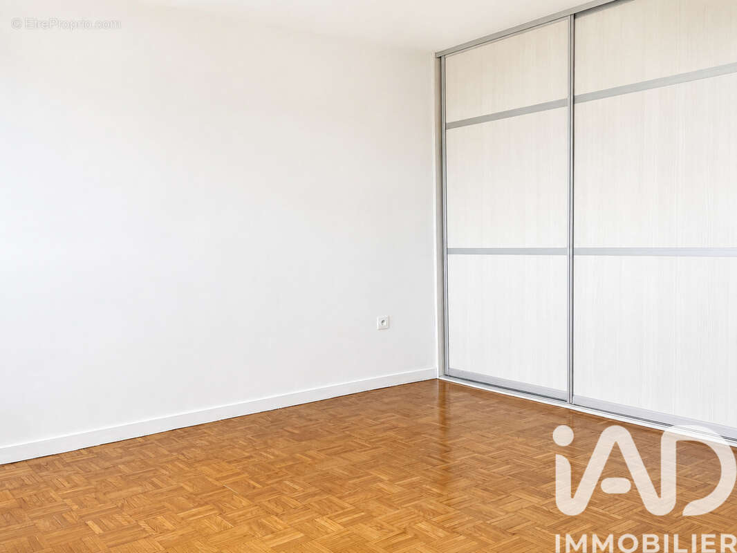 Appartement 64 m² à Haubourdin  - photo 8