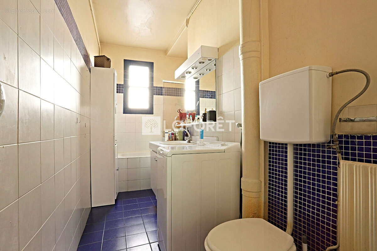 Appartement à PARIS-14E