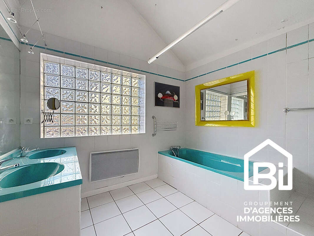 Maison Caen 4 pièce(s) 137 m2 - photo 8