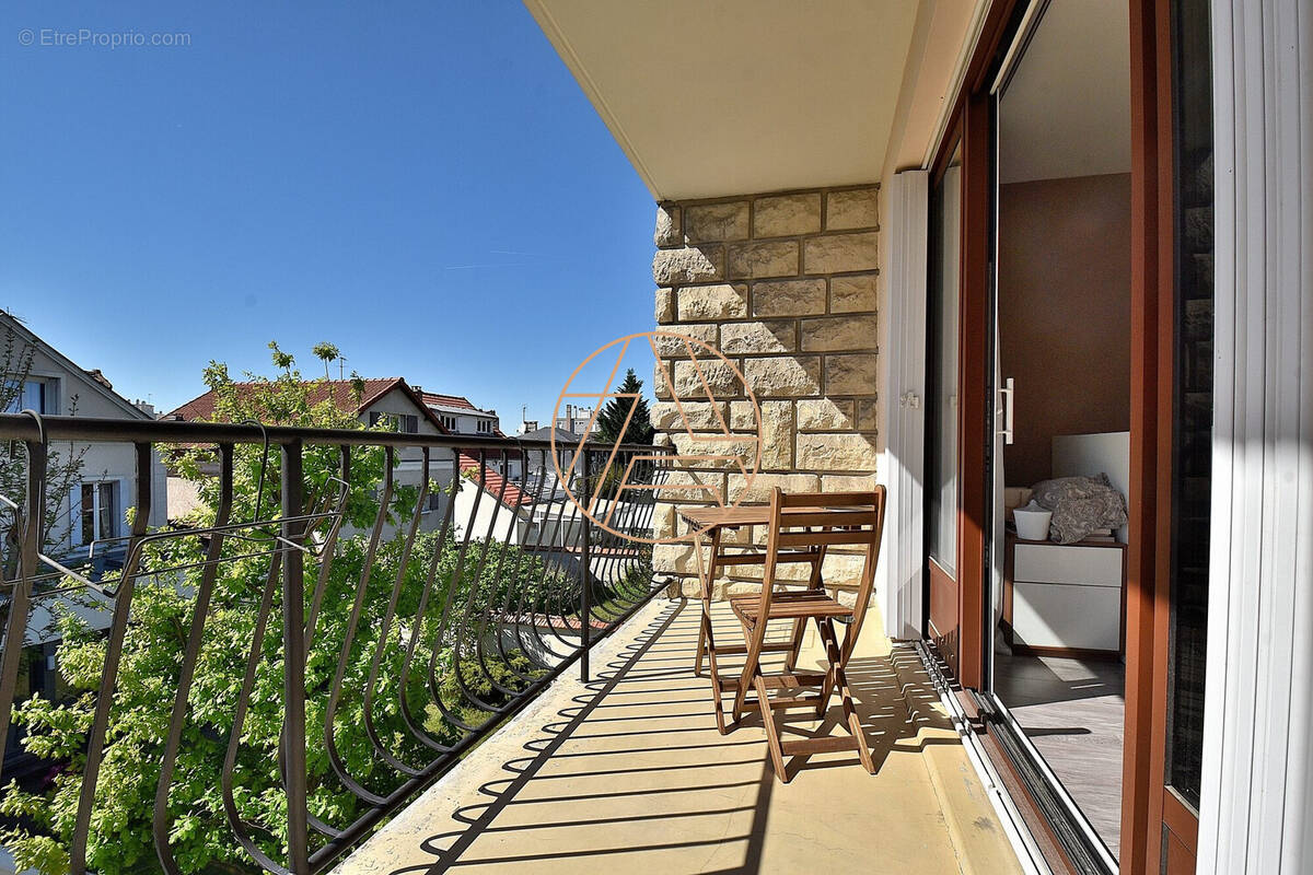 Appartement à SAINT-MAUR-DES-FOSSES