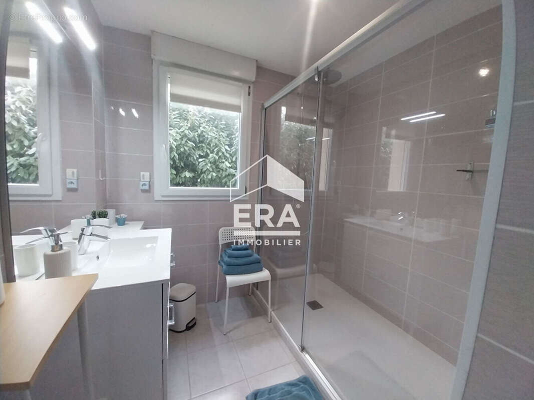 Autre à LA CHAPELLE-VENDOMOISE