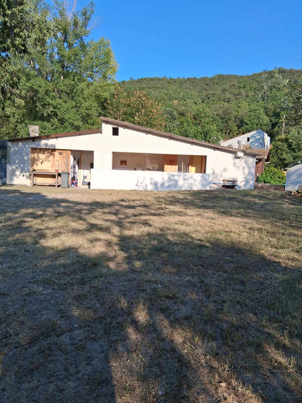 Maison à REYNES