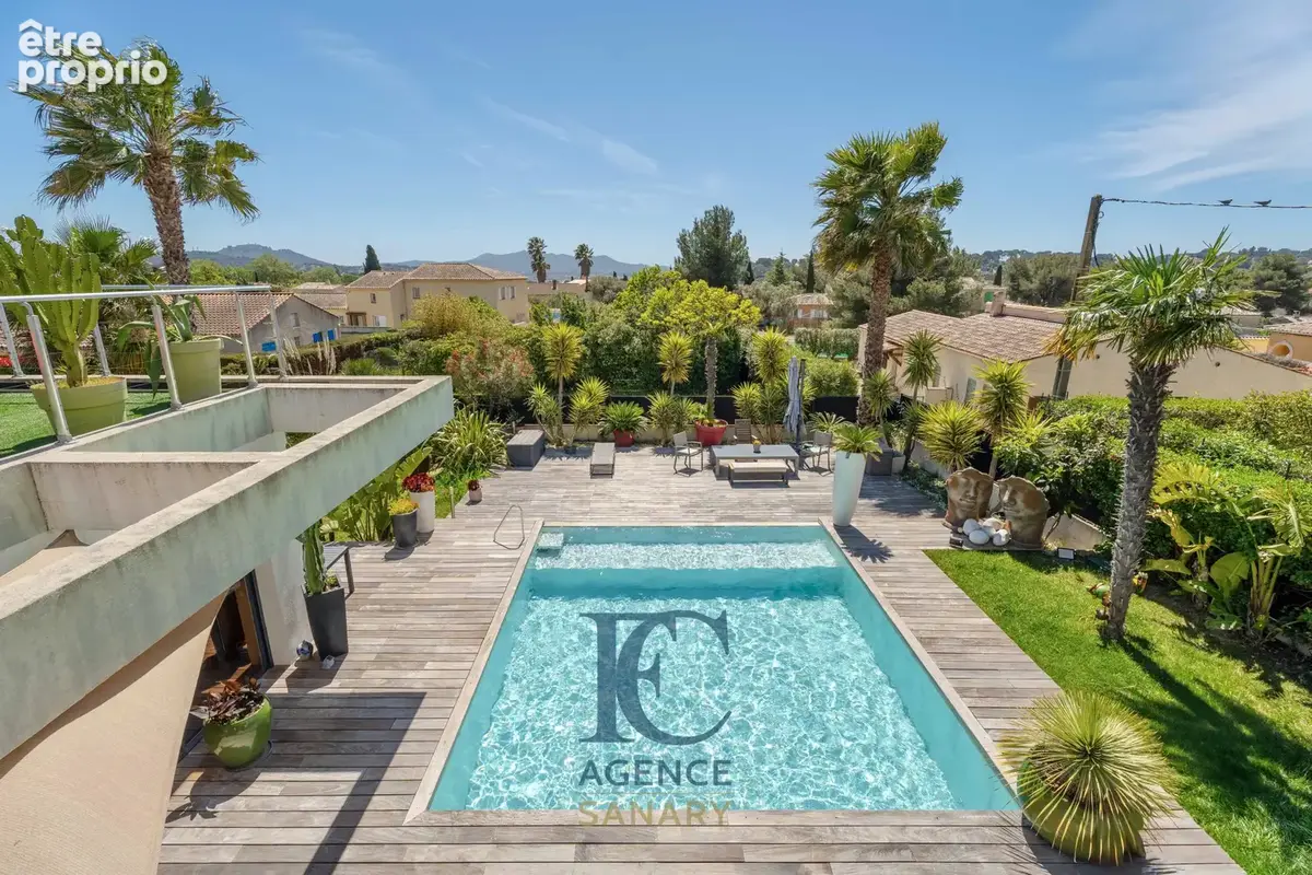 Maison contemporaine de 250 m2 avec piscine garage et terrasse - photo 7