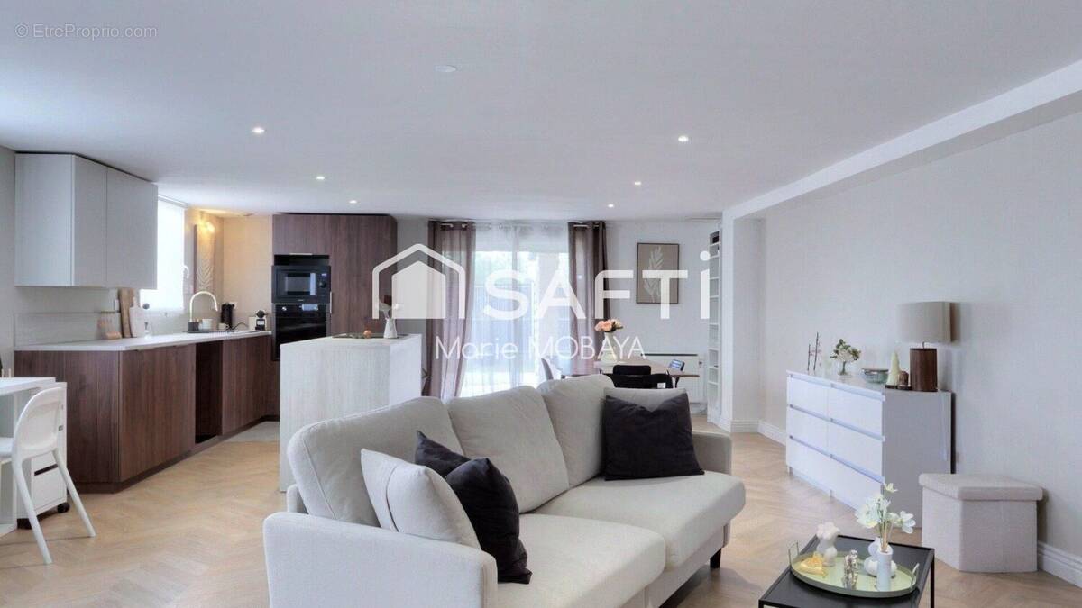 Photo 1 - Maison à SALIGNAC