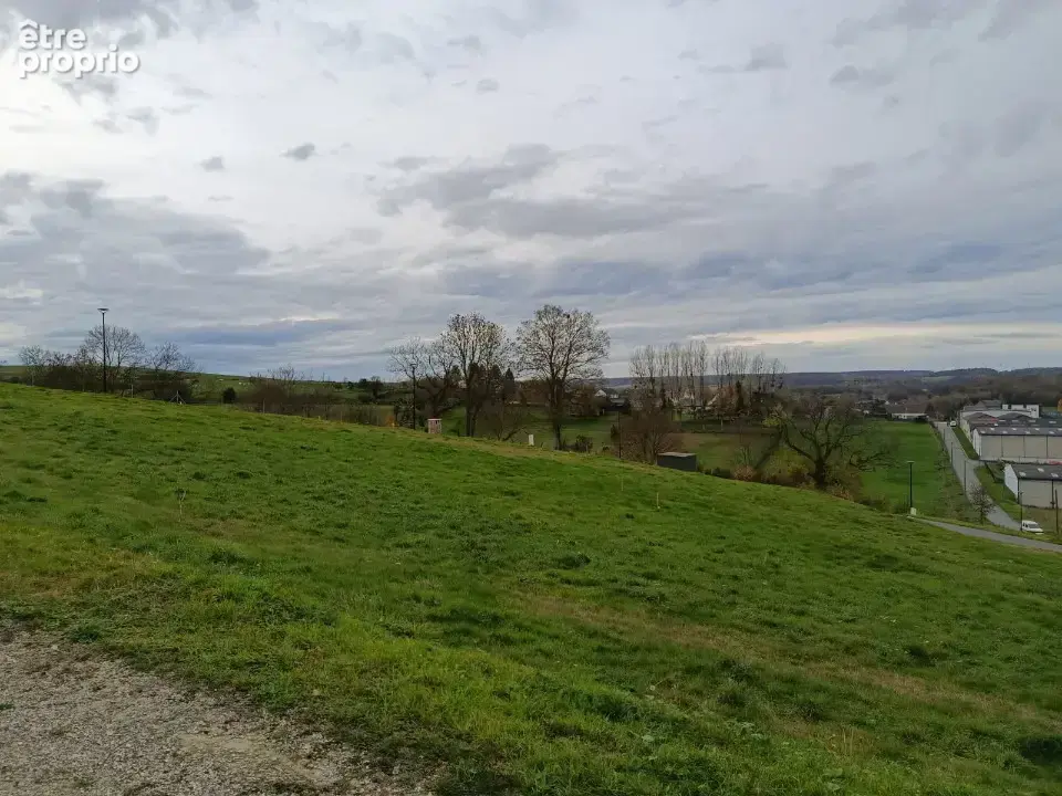 Photo Terrain à Foucarmont au prix de 24 330€