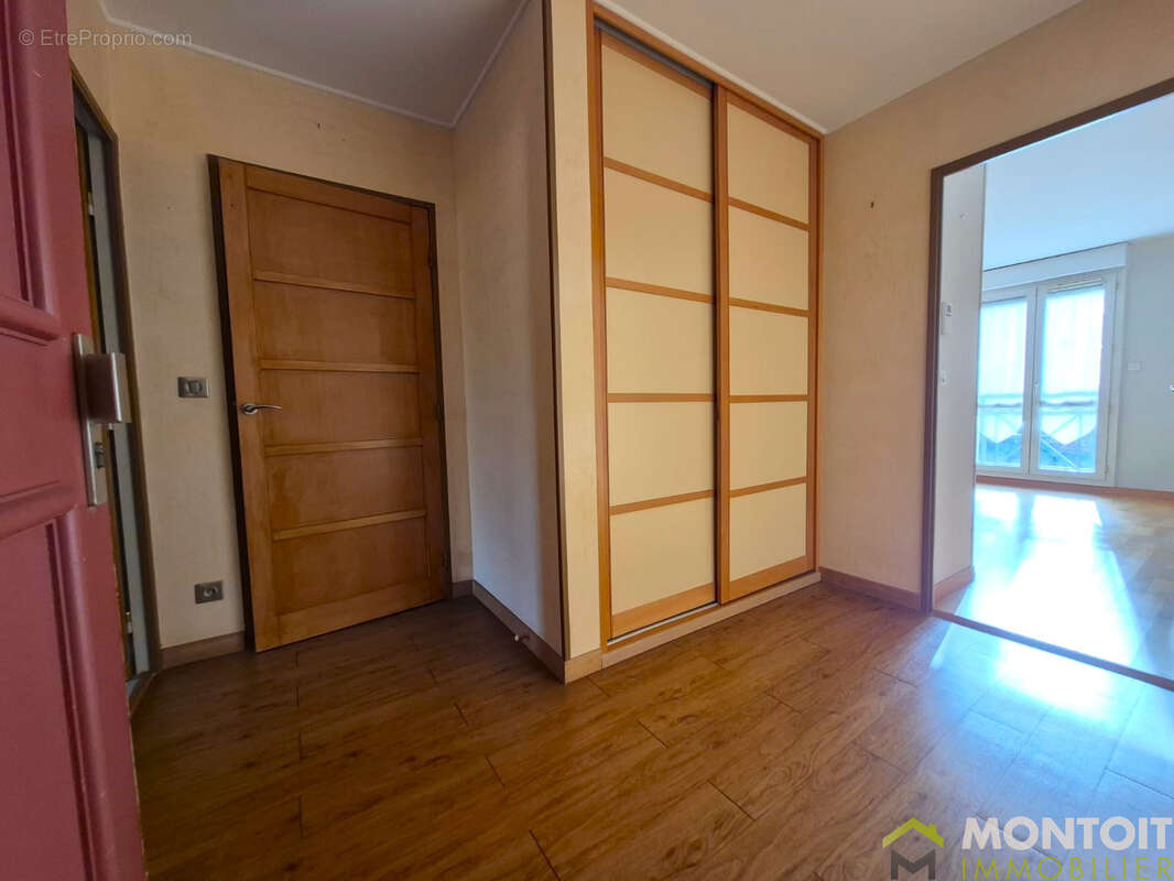 Appartement à THIAIS