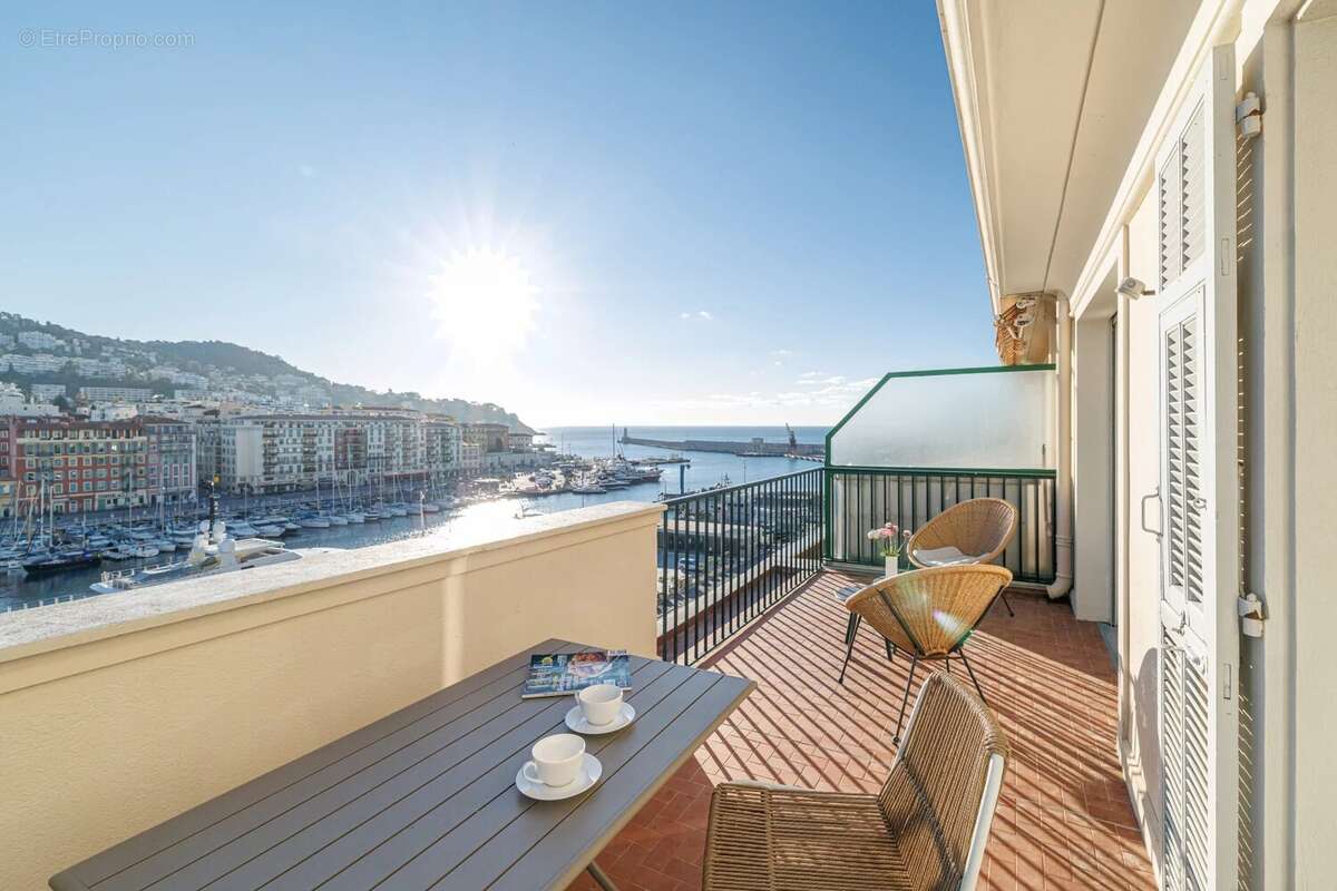 Nice Port – Dernier étage – 3 pièces avec terrasses, vue panoramique - photo 5
