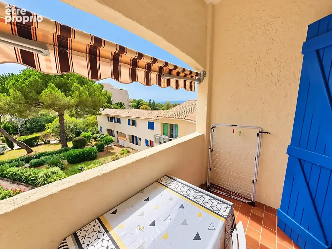 Appartement Saint Raphael 3 pièces CAVE ET GARAGE - photo 1
