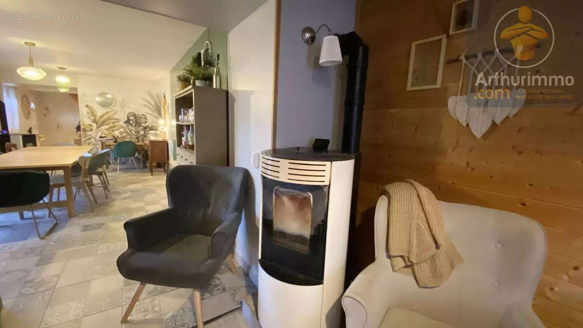 Maison à VILLERMAIN