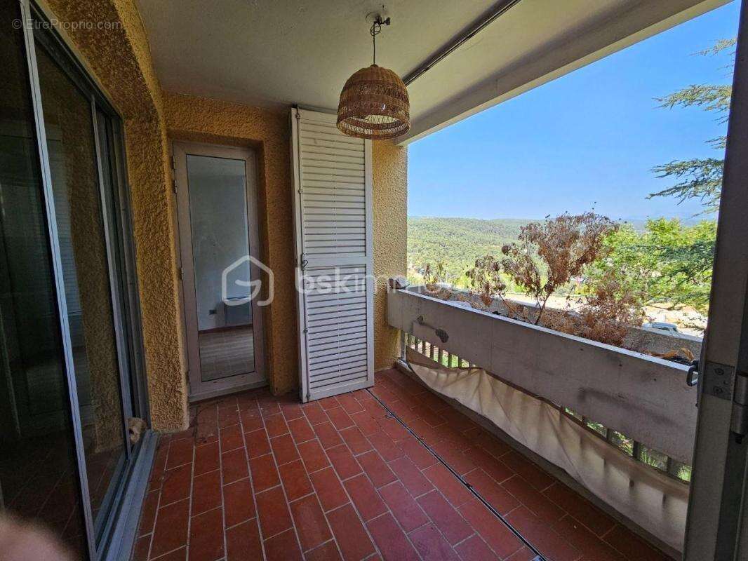 Appartement T3 sur les hauteurs de Cassis Résidence avec piscine - - photo 17