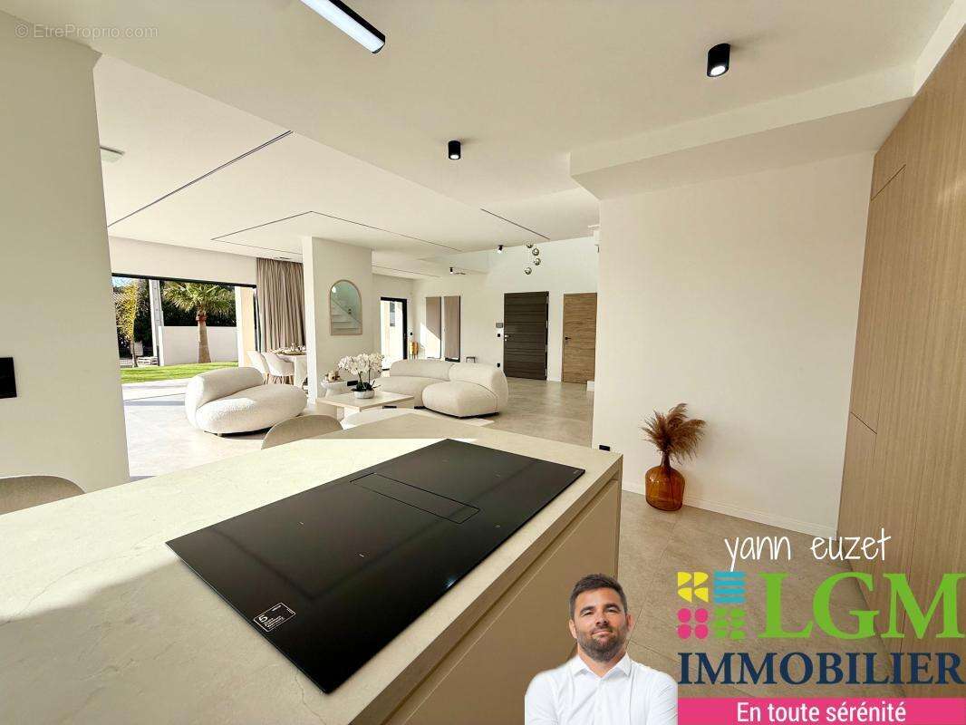 Maison à VILLETELLE