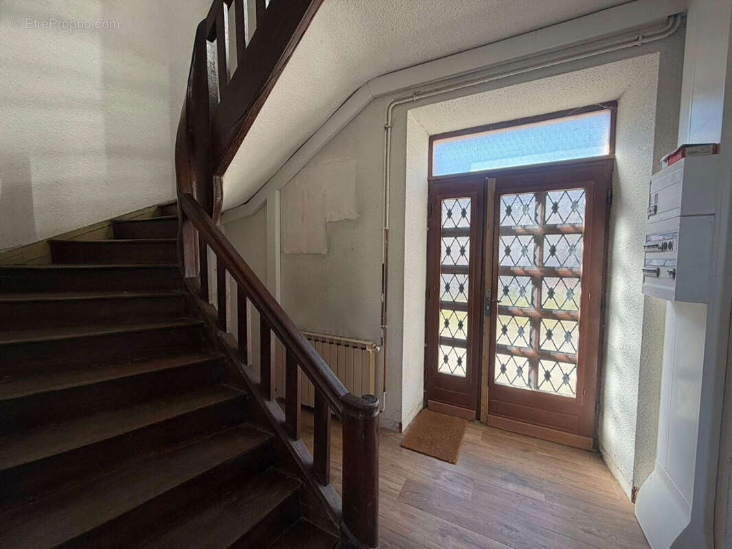 Maison à MAGNAC-LAVAL