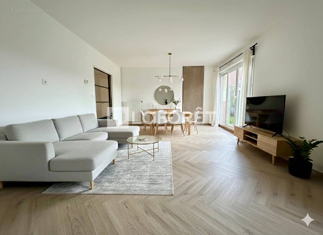 Maison à SIN-LE-NOBLE