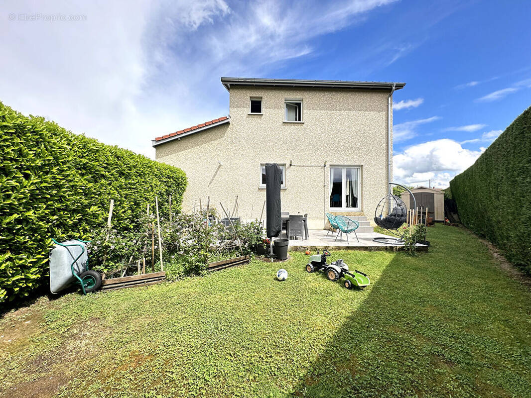 Maison à LA BOISSE