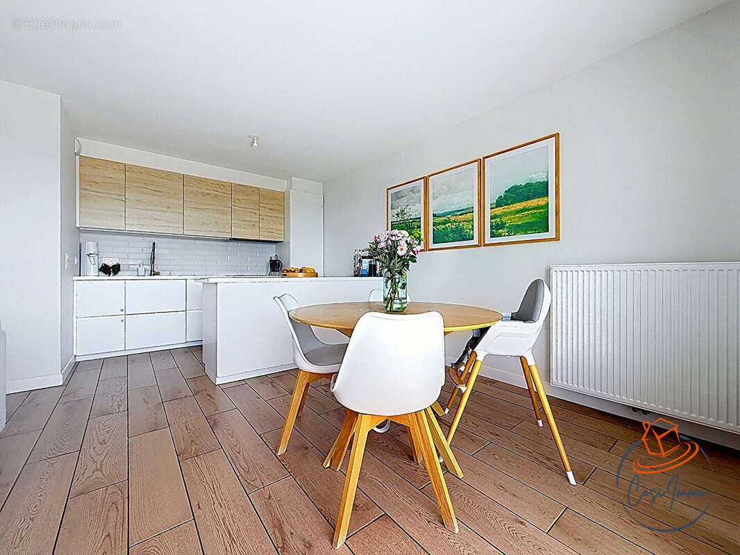 Appartement à CESSY