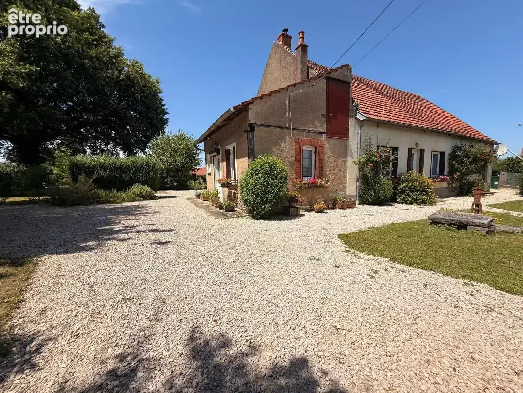 Jolie maison en pierre 105 m² - Environnement calme et verdoyant - photo 8