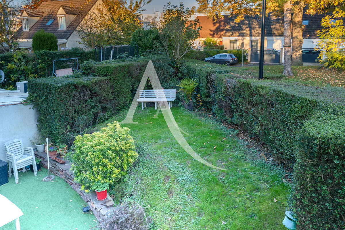 Maison à LIMEIL-BREVANNES