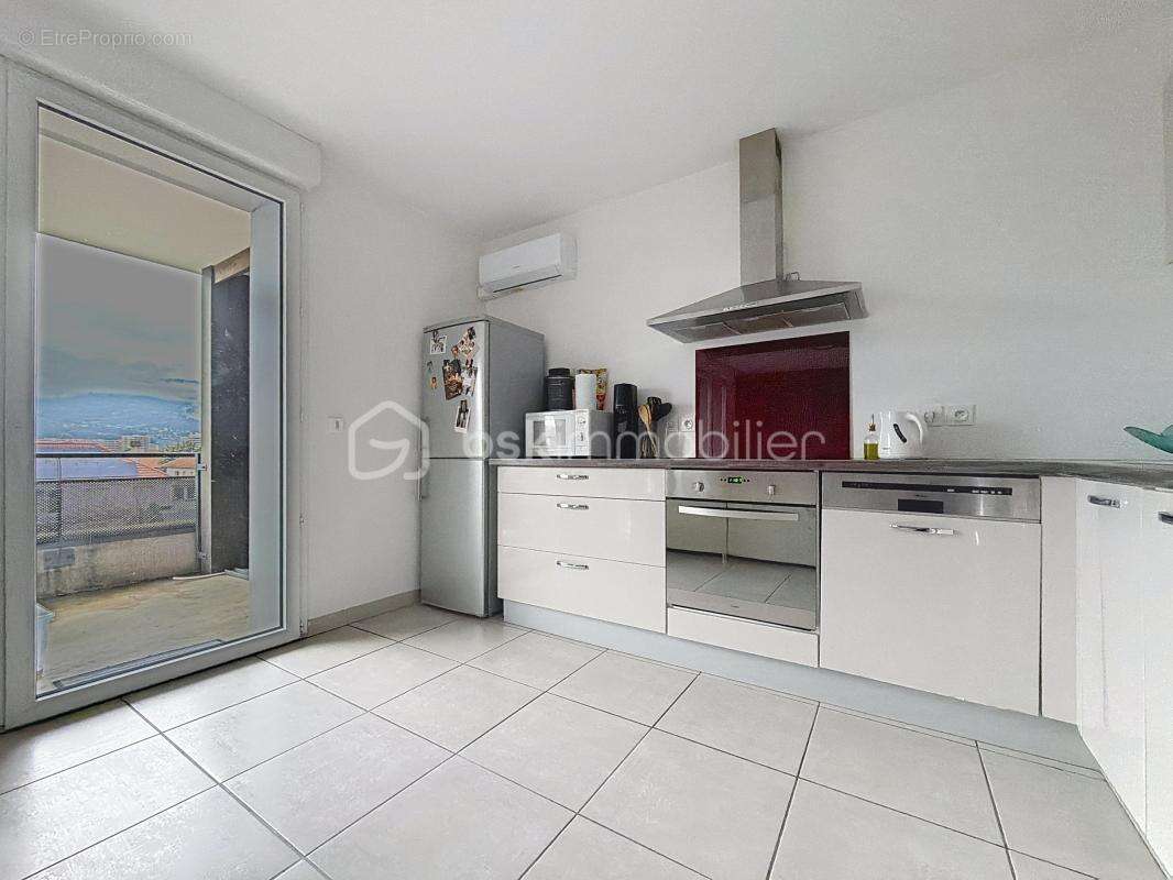 Appartement à ECHIROLLES
