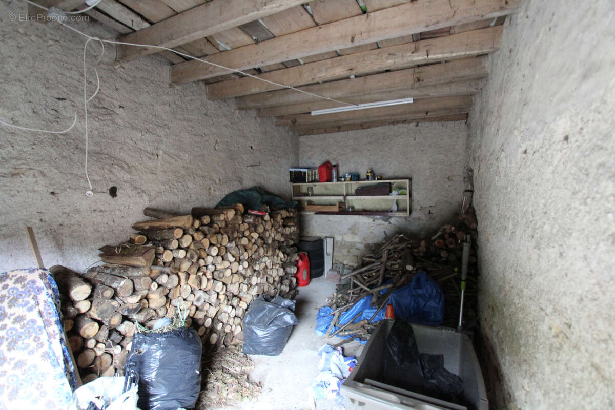 Maison à SUILLY-LA-TOUR