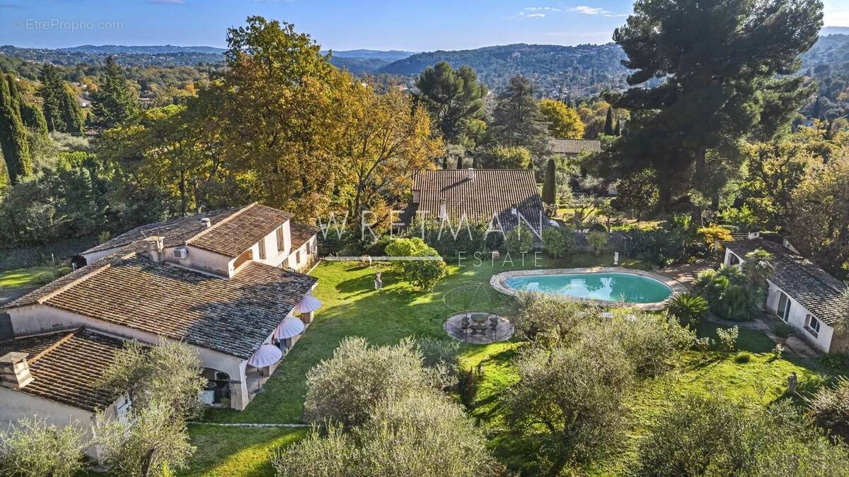 Maison à SPERACEDES